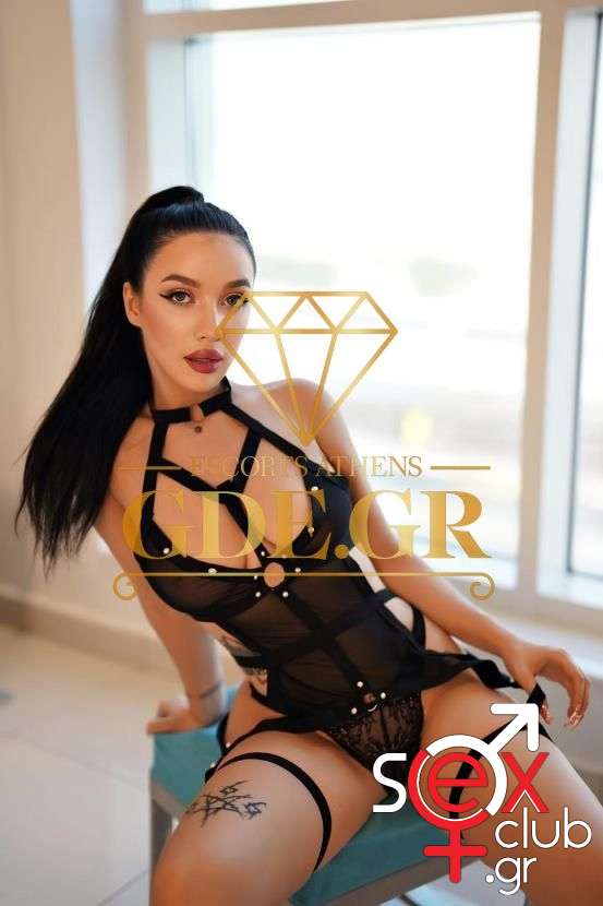 Escort-Scarlet-9363